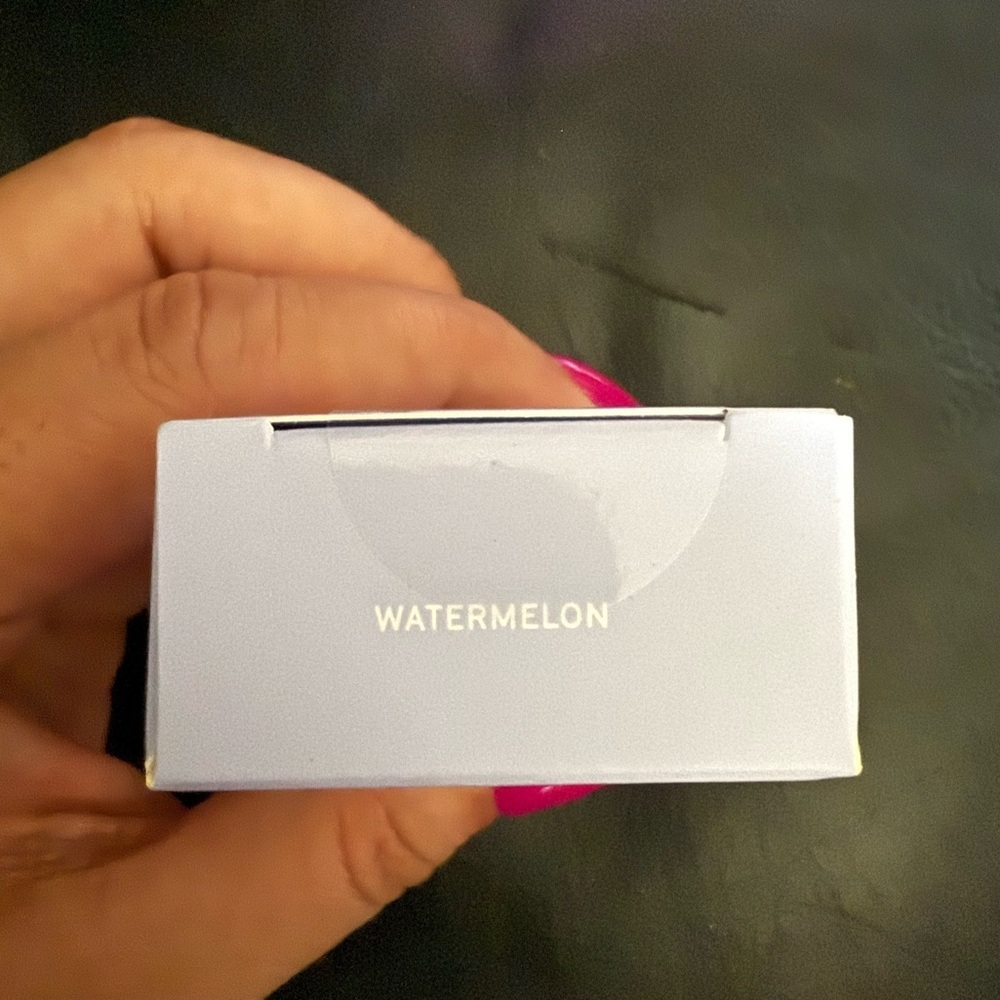 Naked Sundays Go + Glow Lip Oil watermelon new in box/sealed - Picture 4 of 5